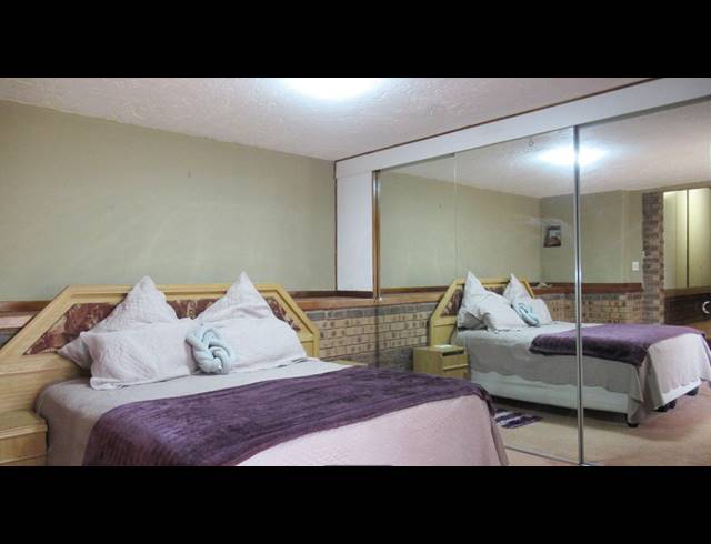 4 BEDROOM HOUSE FOR SALE IN GLENVISTA